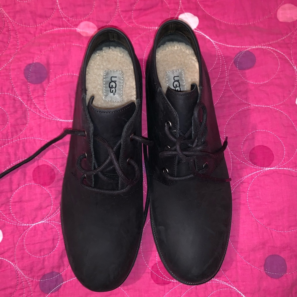 NEVER WORN Men’s UGGS
